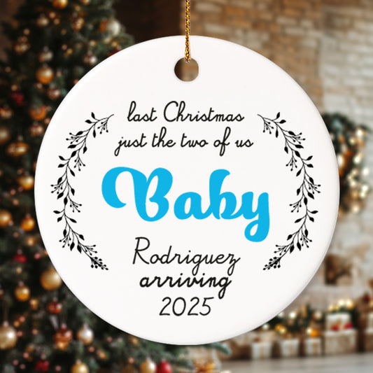 Pregnancy 3 - Personalized Ceramic Circle Ornament